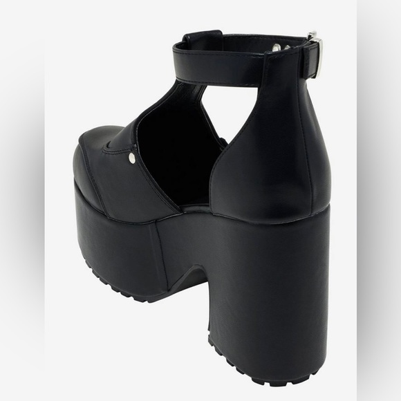 MARY JANES PLATFORMS - Picture 2 of 3